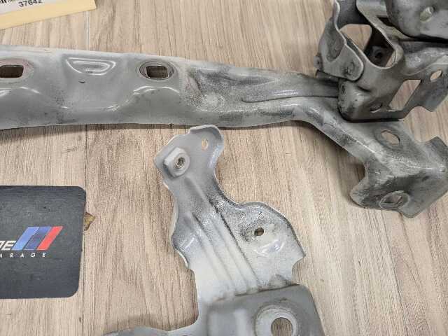 20-24 OEM BMW F44 228 M235 Front Left Driver Side Fender Bracket SET
