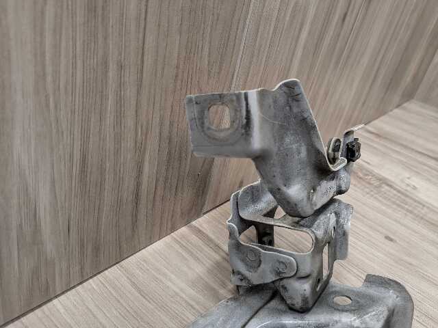 20-24 OEM BMW F44 228 M235 Front Left Driver Side Fender Bracket SET