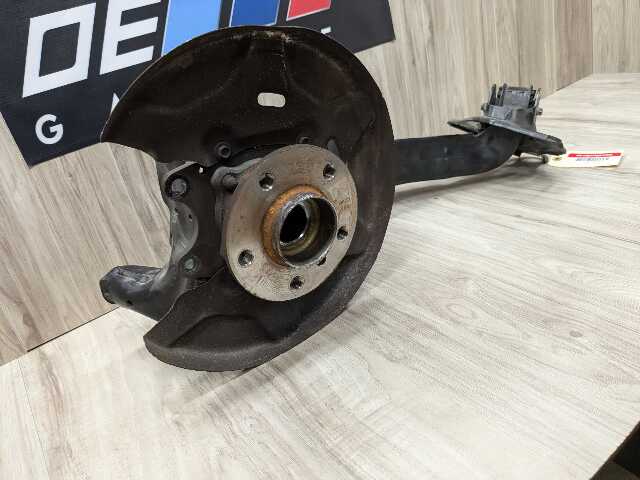 OEM BMW F39 F44 F48 X1 Rear Right Passenger Trailing Control Arm Knuckle Spindle