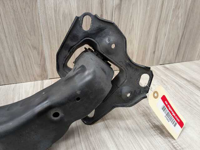 OEM BMW F39 F44 F48 X1 Rear Right Passenger Trailing Control Arm Knuckle Spindle