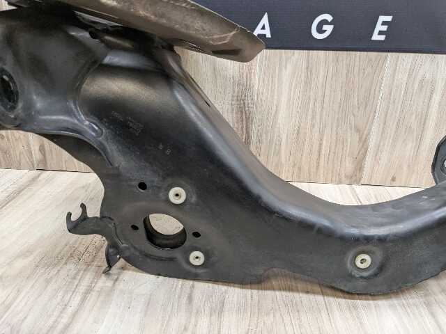 OEM BMW F39 F44 F48 X1 Rear Right Passenger Trailing Control Arm Knuckle Spindle