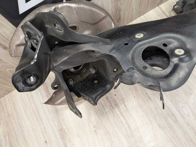 OEM BMW F39 F44 F48 X1 Rear Right Passenger Trailing Control Arm Knuckle Spindle