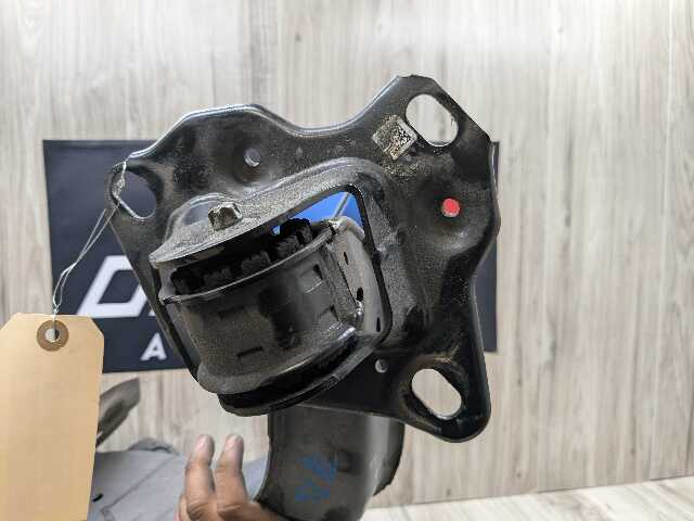 OEM BMW F39 F44 F48 X1 X2 Rear Left Driver Trailing Control Arm Knuckle Spindle
