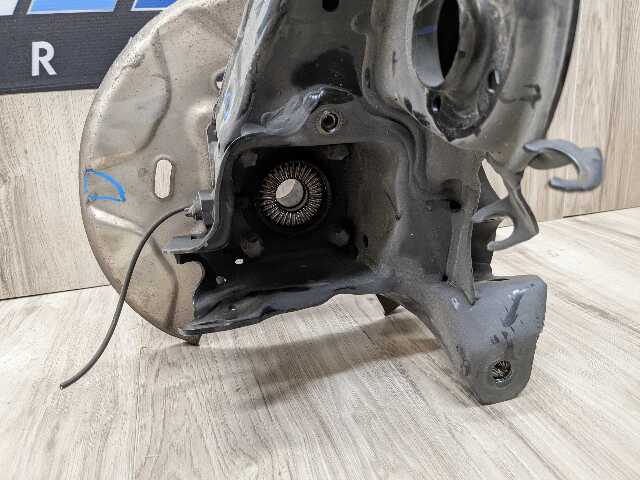 OEM BMW F39 F44 F48 X1 X2 Rear Left Driver Trailing Control Arm Knuckle Spindle