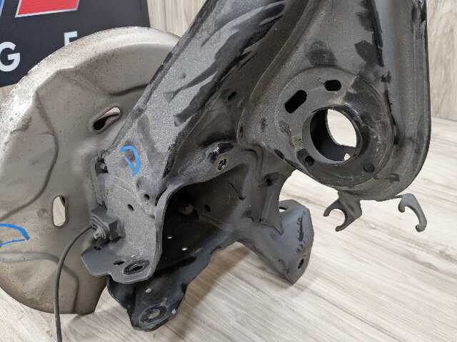 OEM BMW F39 F44 F48 X1 X2 Rear Left Driver Trailing Control Arm Knuckle Spindle