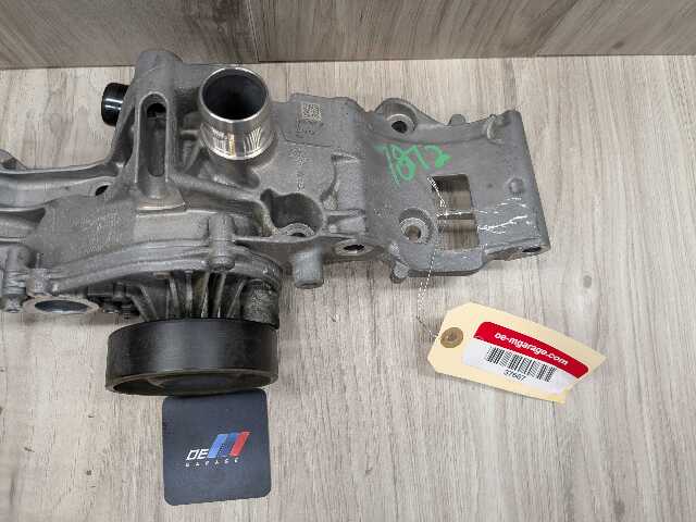 OEM BMW F39 F44 F48 X1 X2 228 M235 Engine Water Coolant Pump w/ Support