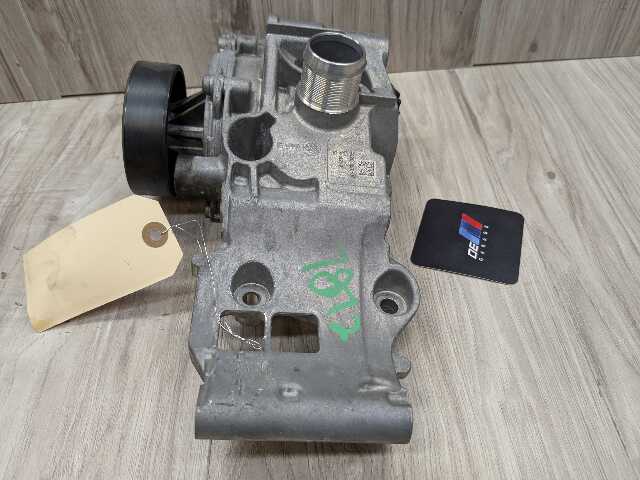 OEM BMW F39 F44 F48 X1 X2 228 M235 Engine Water Coolant Pump w/ Support