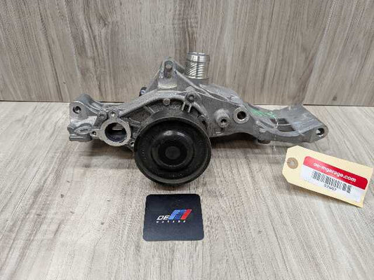 OEM BMW F39 F44 F48 X1 X2 228 M235 Engine Water Coolant Pump w/ Support