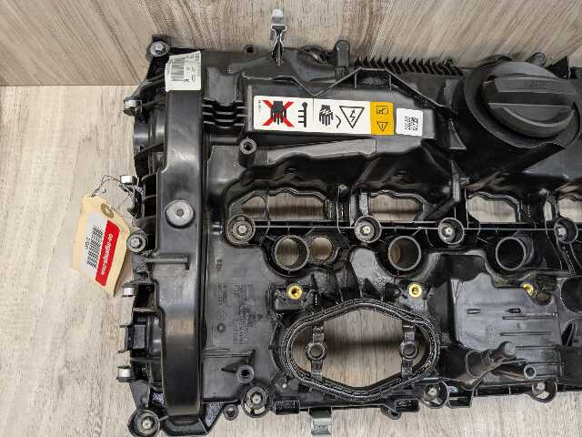 OEM BMW F39 F44 F48 G01 G20 G22 G23 G30 Engine B46 B48 Cylinder Head Valve Cover