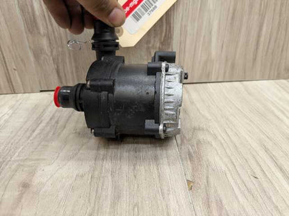 16-24 OEM BMW F90 G11 G12 G30 M5 Engine Electric Auxiliary Water Coolant Pump