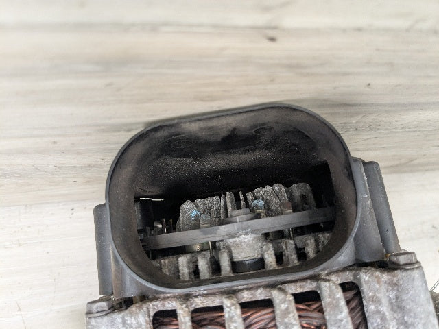 OEM BMW E70* F02 F10 F12 F13 550 750 Engine N63 Alternator Generator 230A VALEO