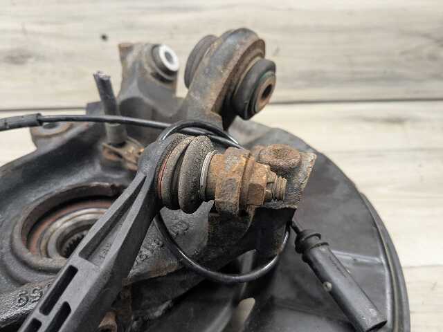 12-18 OEM BMW F30 F31 328 335 REAR Left Driver Wheel Hub Knuckle Spindle Bearing
