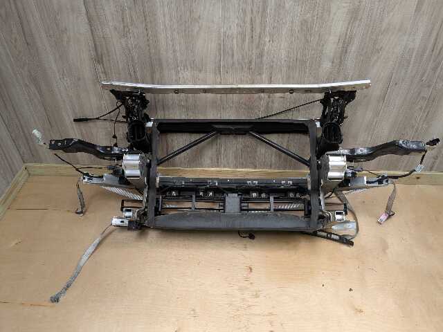 16-19 OEM BMW G12 740 750 Front Clip Radiator Support Frame Reinforcement Bar
