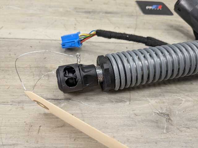 21-25 OEM BMW G22 G82 M4 Rear Trunk Lid Tailgate Power Electric Strut Shock