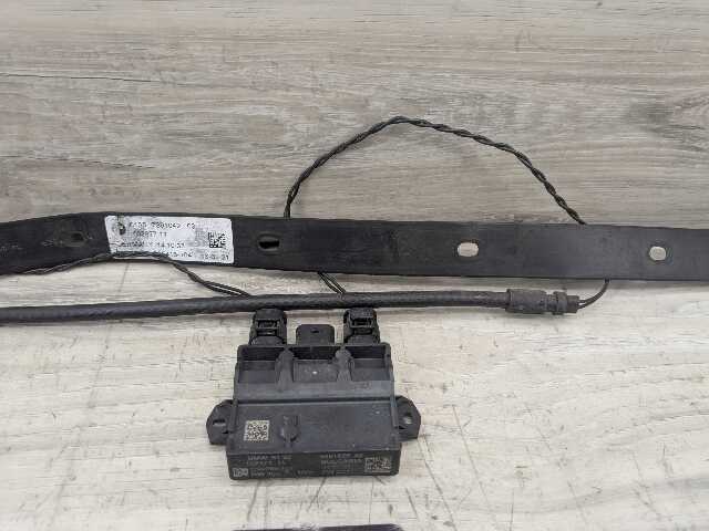OEM BMW F30 G30 G12 F90 M5 F48 G01 X3 Control Unit Smart Opener Module w/ Sensor