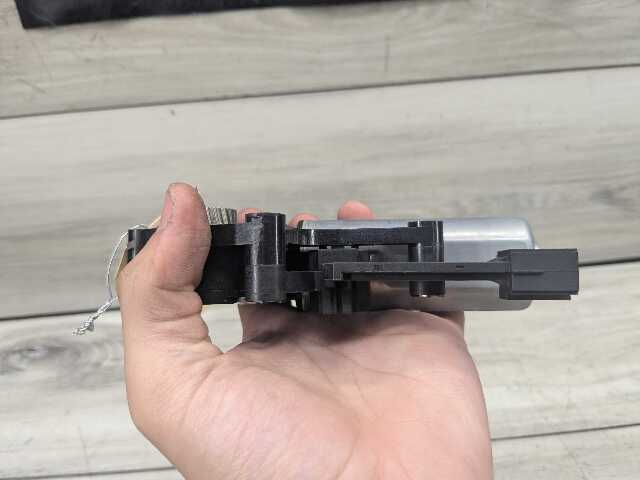 20-24 OEM BMW F44 228 M235 Sunroof Window Glass Panel Panoramic Roof Motor