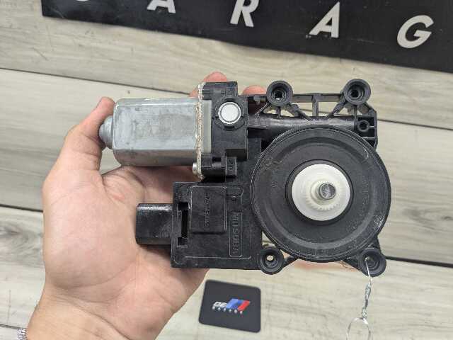 20-24 OEM BMW F44 228 M235 FRONT Right Passenger Door Window Regulator Motor