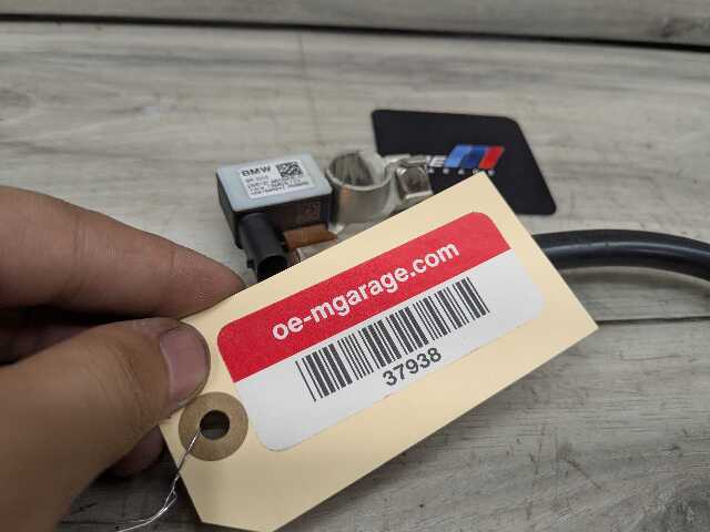 OEM BMW G05 G06 G07 G20 G22 G23 G26 G42 Negative Cable Terminal IBS Sensor Black