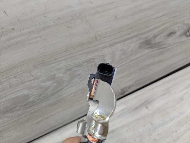 OEM BMW G05 G06 G07 G20 G22 G23 G26 G42 Negative Cable Terminal IBS Sensor Black