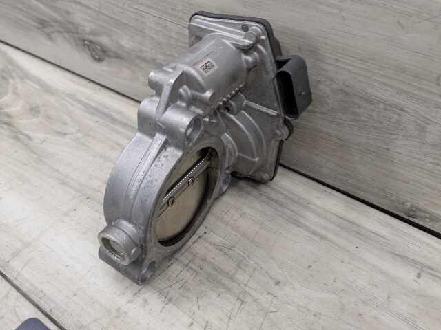 OEM BMW F39 F44 F48 F90 M5 G05 M50 G30 M550 G12 750 G16 850 Engine Throttle Body