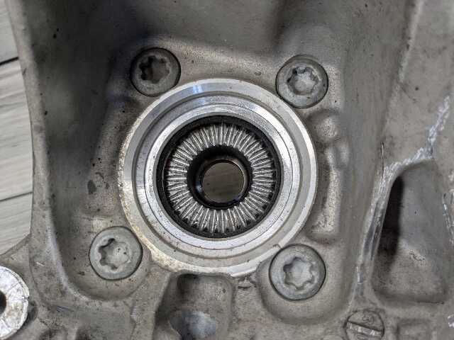 16-24 OEM BMW F39 F44 F48 X1 X2 Front Right Passenger Knuckle Wheel Hub Bearing