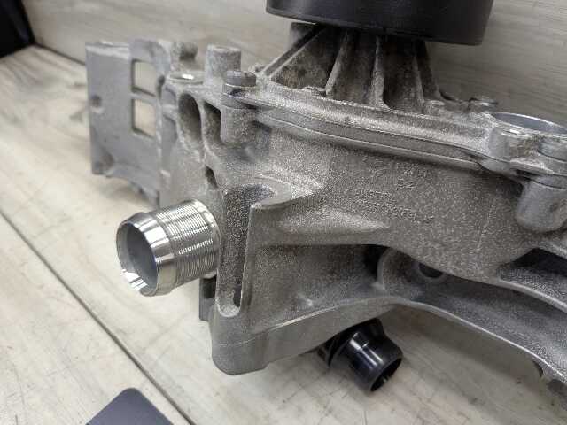 OEM BMW F39 F44 F48 X1 X2 228 M235 Engine Water Coolant Pump w/ Support