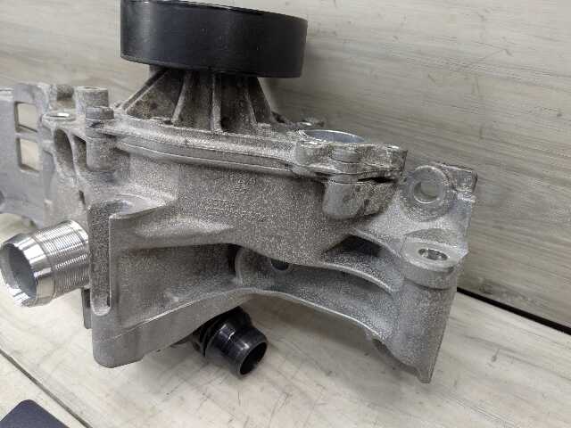 OEM BMW F39 F44 F48 X1 X2 228 M235 Engine Water Coolant Pump w/ Support