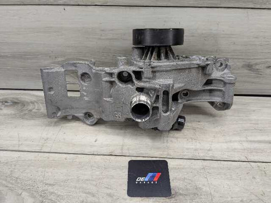 OEM BMW F39 F44 F48 X1 X2 228 M235 Engine Water Coolant Pump w/ Support