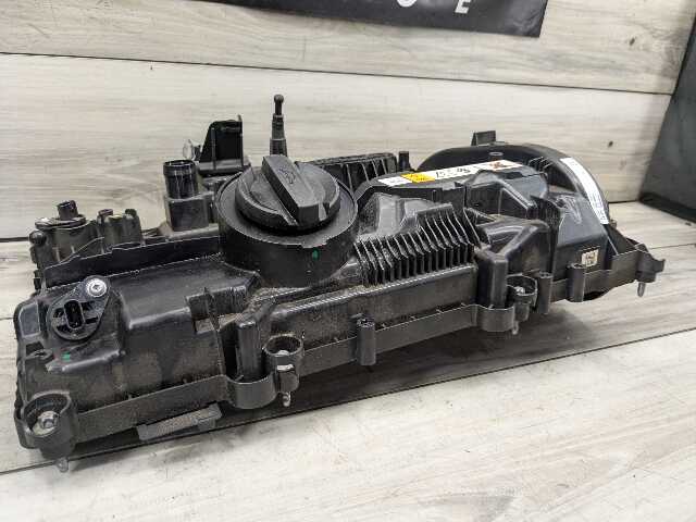 OEM BMW F39 F44 F48 G01 G20 G22 G23 G30 Engine B46 B48 Cylinder Head Valve Cover
