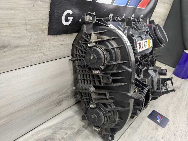 OEM BMW F39 F44 F48 G01 G20 G22 G23 G30 Engine B46 B48 Cylinder Head Valve Cover