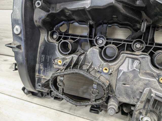 OEM BMW F39 F44 F48 G01 G20 G22 G23 G30 Engine B46 B48 Cylinder Head Valve Cover