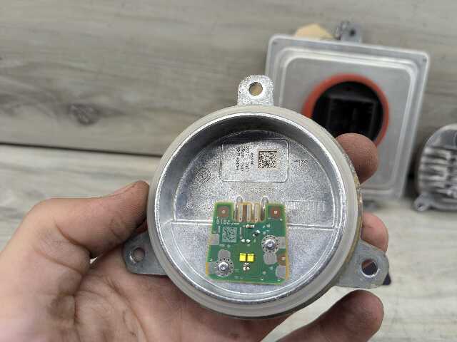 19-21 OEM BMW G20 330 M340 Right Passenger LED Headlight Control Module Ballasts