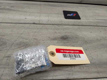 OEM BMW F48 F97 G01 G20 G22 G23 G26 G30 USB Type C Socket Charger Port Connector