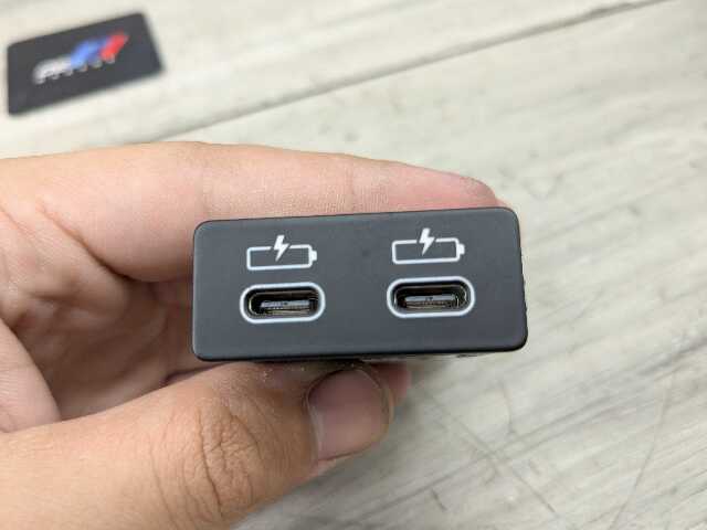 OEM BMW F48 F97 G01 G12 G20 G26 G30 USB Type C Socket Charger Port Connector