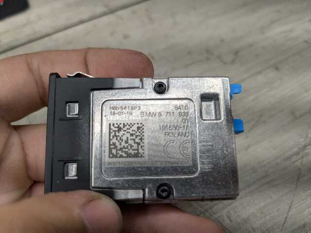 OEM BMW F48 F97 G01 G12 G20 G26 G30 USB Type C Socket Charger Port Connector