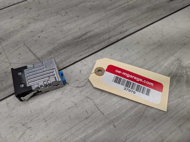OEM BMW F48 F97 G01 G12 G20 G26 G30 USB Type C Socket Charger Port Connector