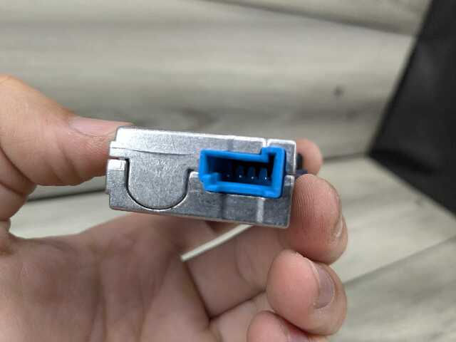 OEM BMW F48 F97 G01 G12 G20 G26 G30 USB Type C Socket Charger Port Connector