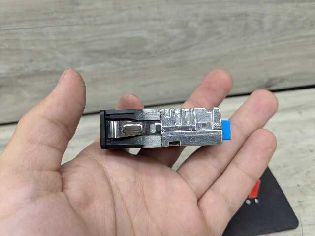OEM BMW F48 F97 G01 G12 G20 G26 G30 USB Type C Socket Charger Port Connector