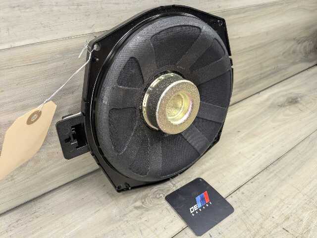 16-24 OEM BMW F39 F44 F48 X1 X2 Left Right Sub Subwoofer Audio Speaker HIFI