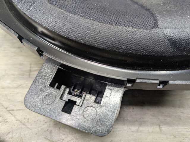 16-24 OEM BMW F39 F44 F48 X1 X2 Left Right Sub Subwoofer Audio Speaker HIFI