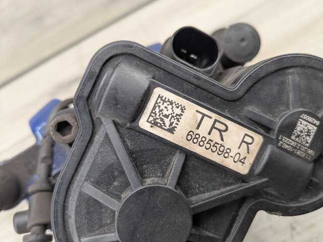 18-24 OEM BMW F39 F44 M35iX M235iX REAR Right Passenger Side Brake Caliper BLUE
