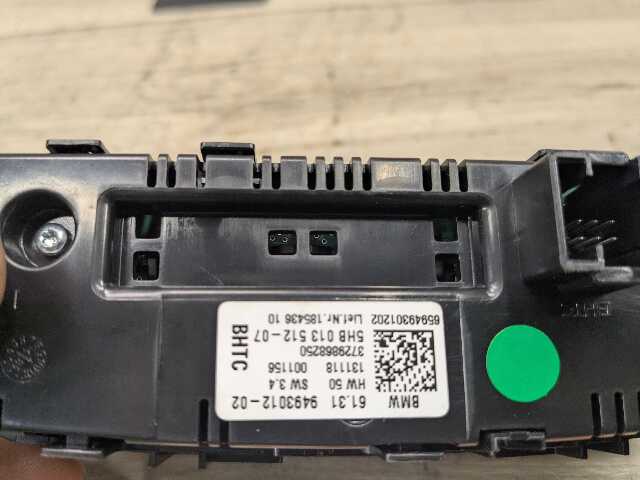 OEM BMW G20 G22 G23 G26 G80 G82 G83 Rear AC Air Climate Control Switch Module