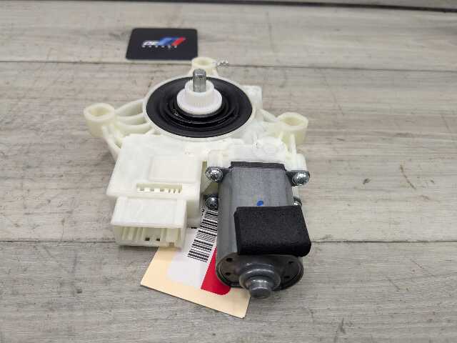 19-24 OEM BMW G20 G80 330 M340 Rear Right Passenger Door Window Regulator Motor