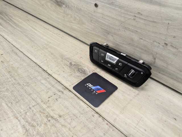 OEM BMW G20 G22 G23 G26 330 430 Headlight Control Switch Panel Light Module