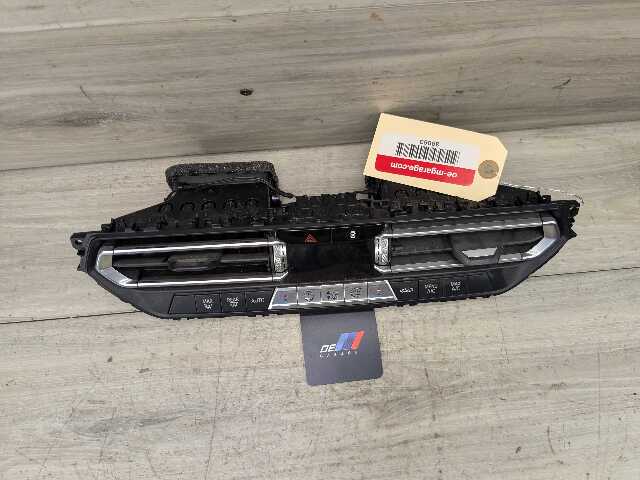 OEM BMW G20 G22 G23 G26 G80 G82 G83 AC Vent Heater Climate Control Switch Panel