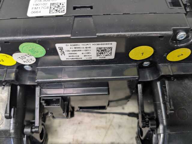 OEM BMW G20 G22 G23 G26 G80 G82 G83 AC Vent Heater Climate Control Switch Panel