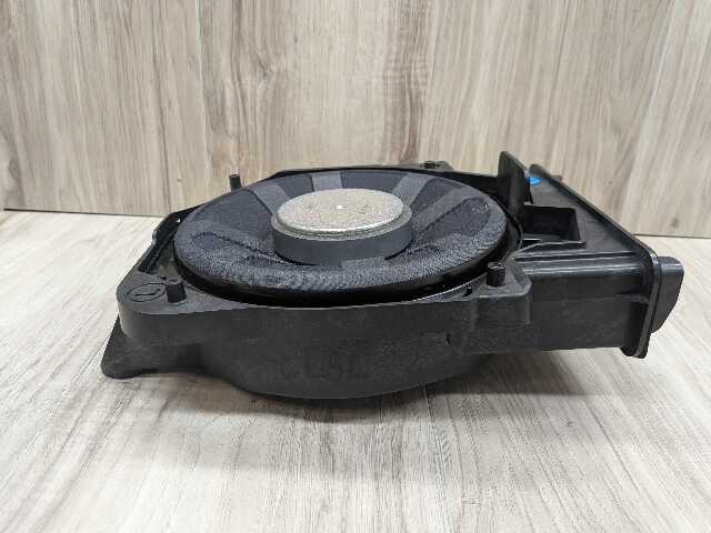 16-24 OEM BMW F39 F44 F48 X1 X2 228 Left Driver Sub Subwoofer Audio Speaker HIFI