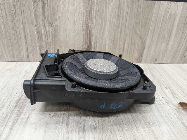 16-24 OEM BMW F39 F44 F48 X1 X2 Right Passenger Sub Subwoofer Audio Speaker HIFI