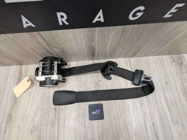 20-24 OEM BMW F44 228 M235 Front Left Driver Seat Belt Seatbelt Retractor Black