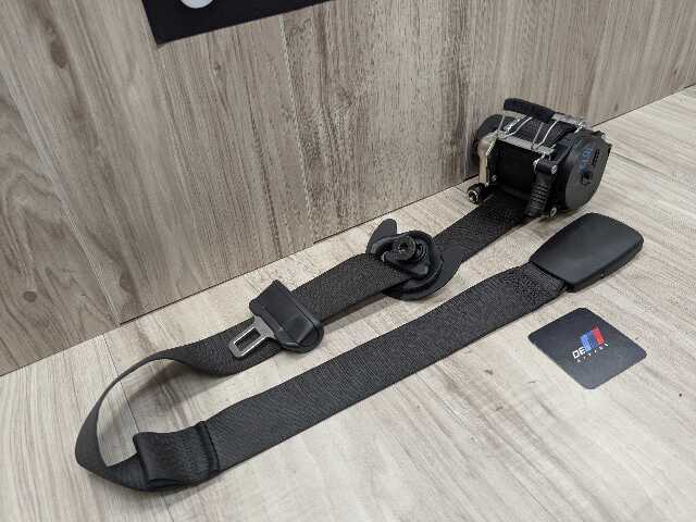 20-24 OEM BMW F44 228 M235 Front Right Passenger Seat Belt Retractor Black